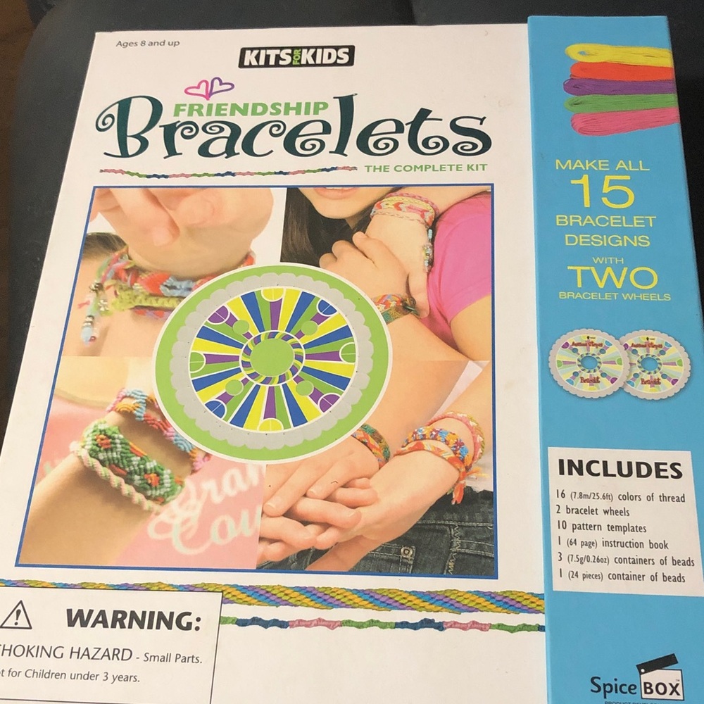 Friendship Bracelets Kit - Multicolor